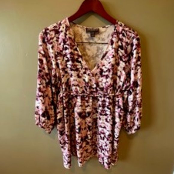 PEA IN THE POD SIZE LARGE FLORAL MATERNITY SHIRT - Picture 2 of 11
